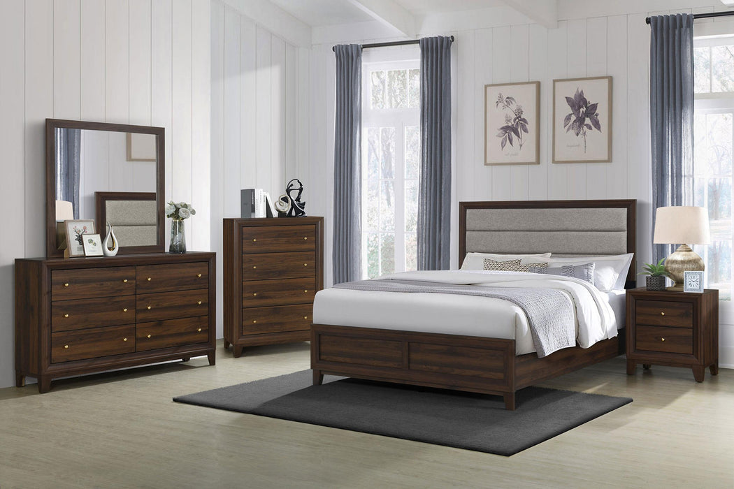 Welsley California King Bedroom Set Walnut