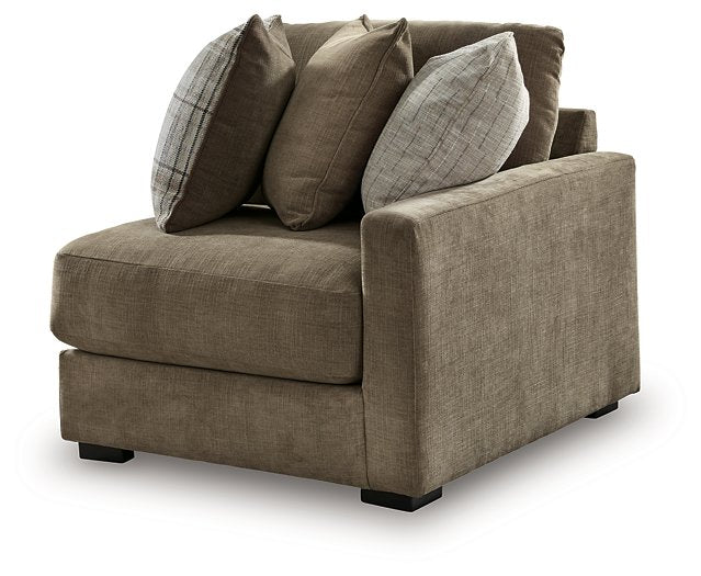 Camellia-Court Sectional