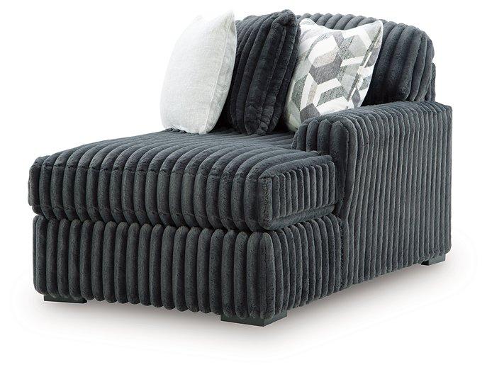 Midnight-Madness Super Chaise