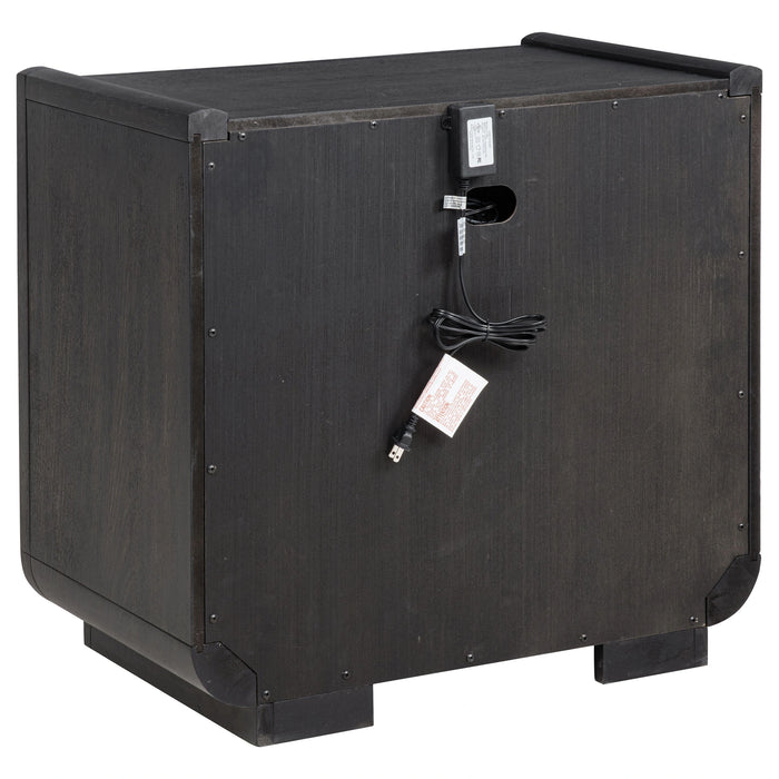 Leandro Nightstand