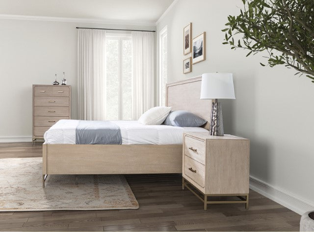 Sandnes E.King & Queen Bed